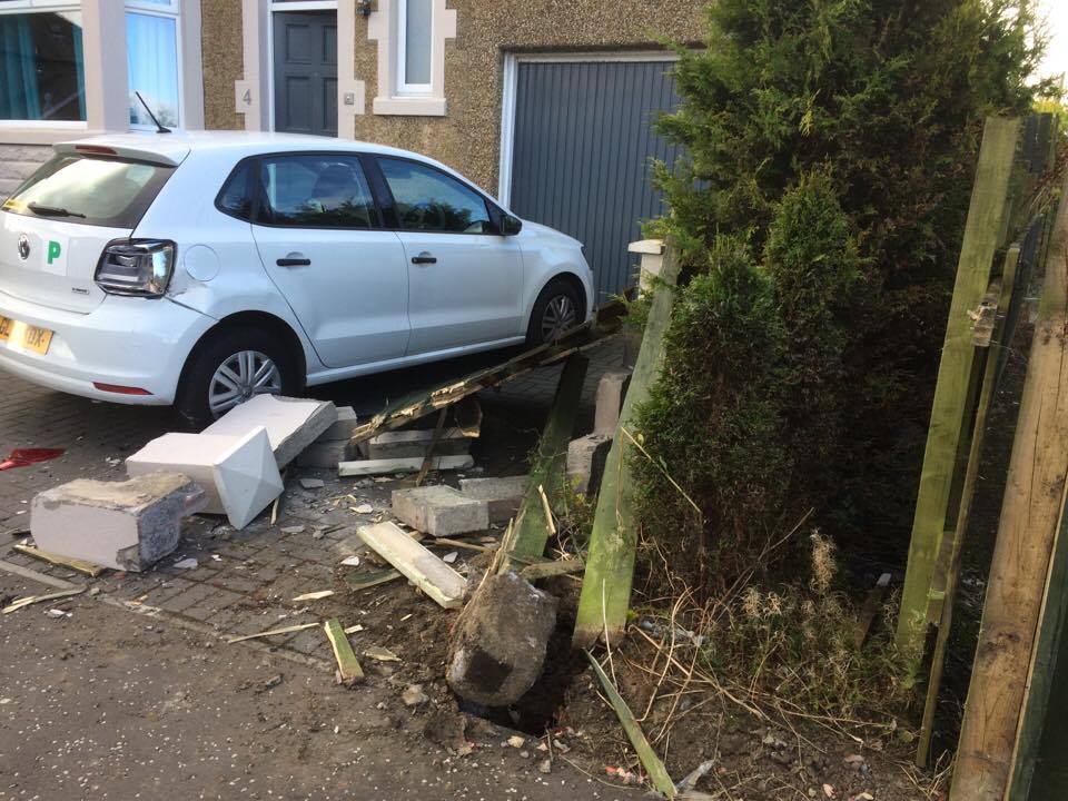 Police hunt driver after car smashes through garden – Live Edinburgh News