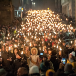 20,000 people take part in Torchlight Procession to start Hogmanay celebrations